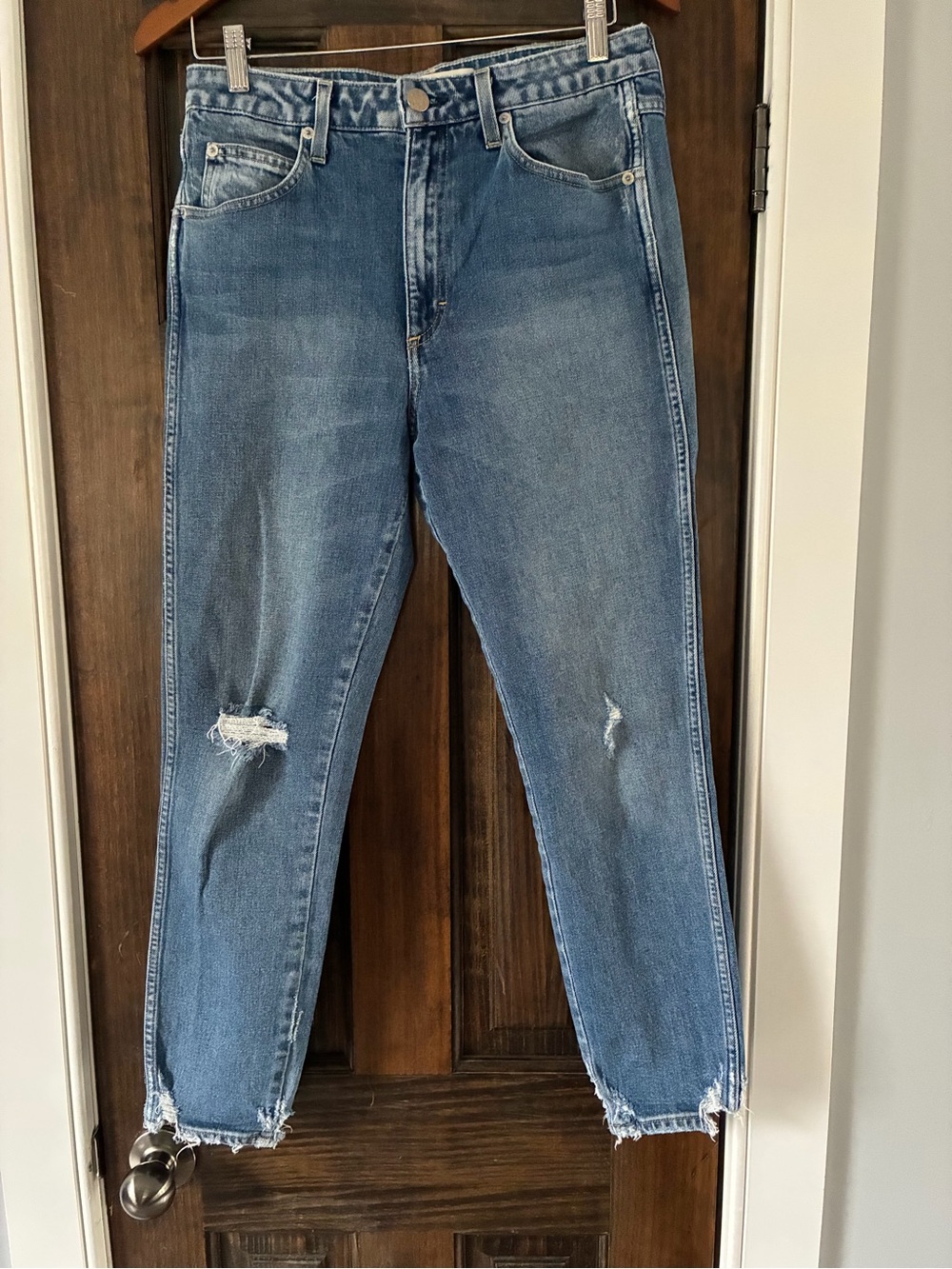 AMO High Rise Stix Crop - Picture 4 of 11